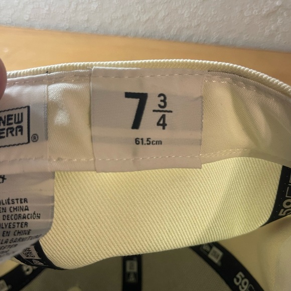 New Era Fitted Hat - Picture 6 of 6